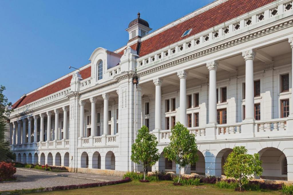 Oriental Residence Pasar Baru Cakarta Dış mekan fotoğraf